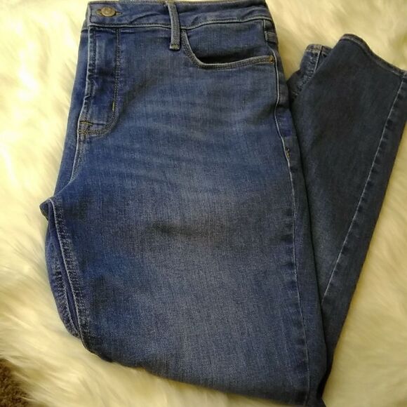 Old Navy Rockstar Jeans Sz 14 Super Skinny High Rise - Picture 2 of 8